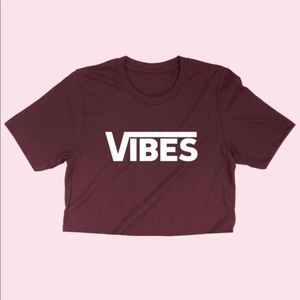 “Vibes” Cropped T-Shirt